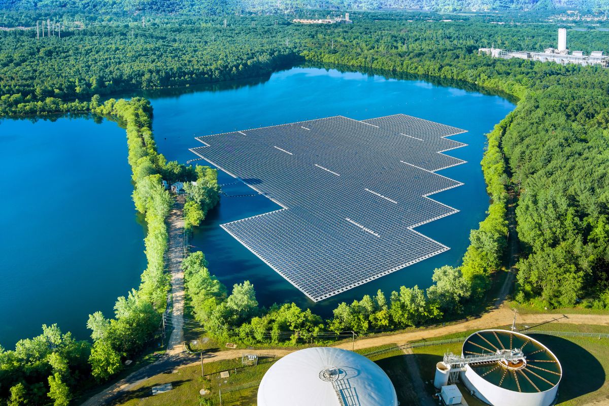 Giant solar panels now float